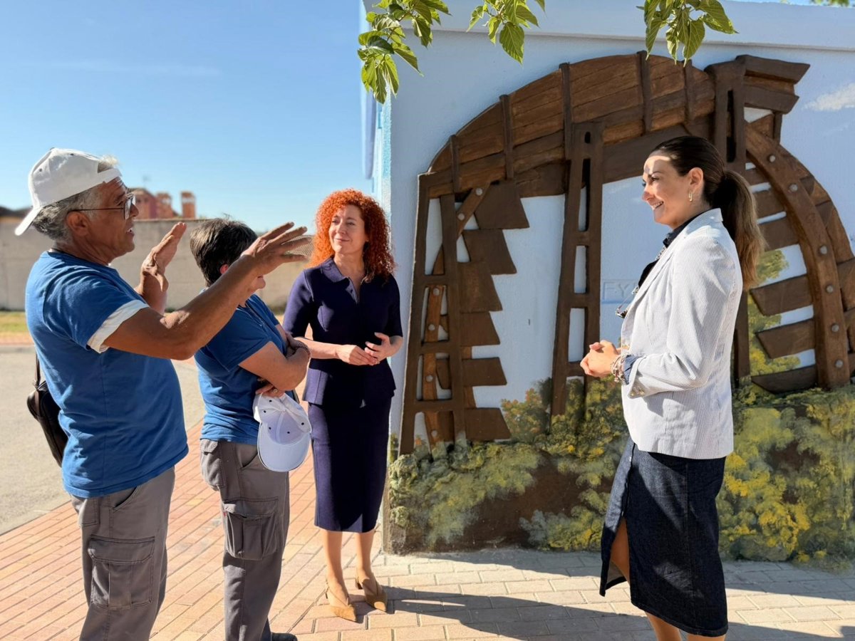 Archena inaugura el jardín  Los Valeras , renovado por participantes de un programa experiencial en jardinería del SEF