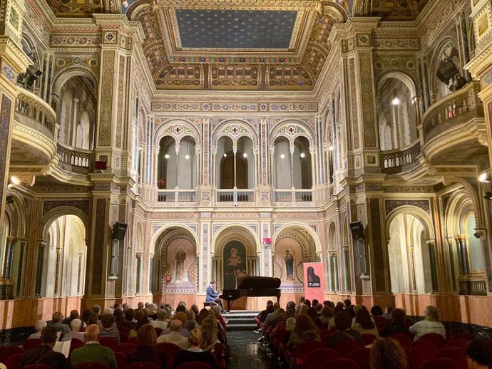 La Diputació de València acoge la primera asamblea anual de socios de FestClásica