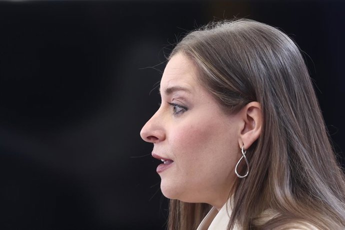 Archivo - Arquivo - A porta-voz do PP no Congresso, Ester Muñoz, durante uma coletiva de imprensa no Congresso dos Deputados, em 17 de março de 2026, em Madri (Espanha).