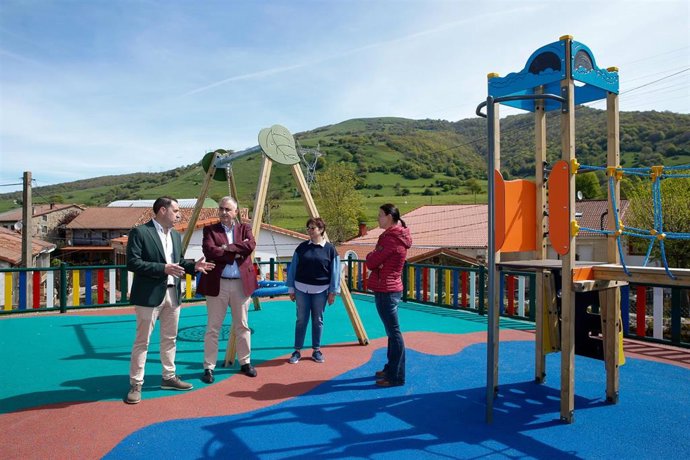 Parque infantil de Lantueno