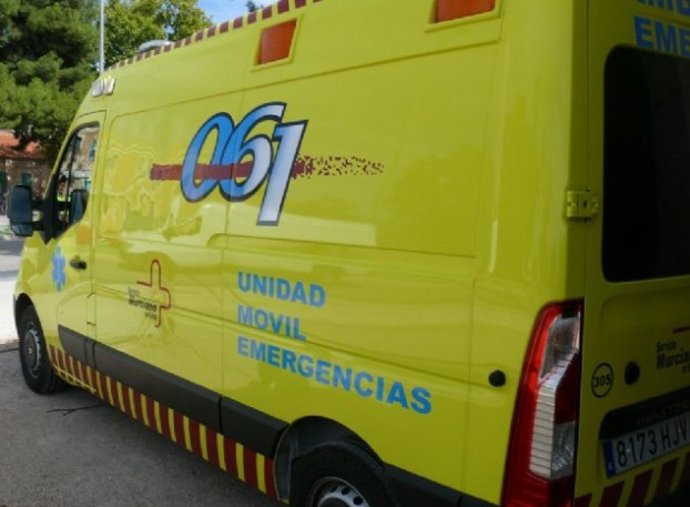 Archivo - Ambulancia del 061