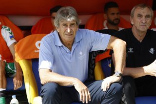 Archivo - Chile.- El Betis de Pellegrini golpeó primero y tiene un pie en fase grupal de C. League