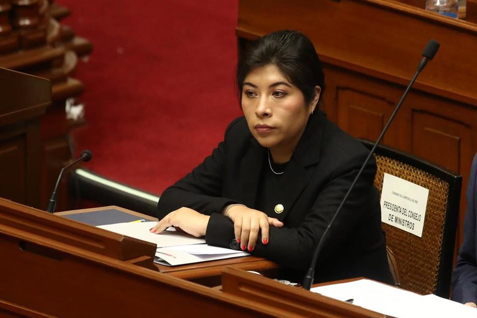 Archivo - La ex primera ministra peruana Betssy Chávez