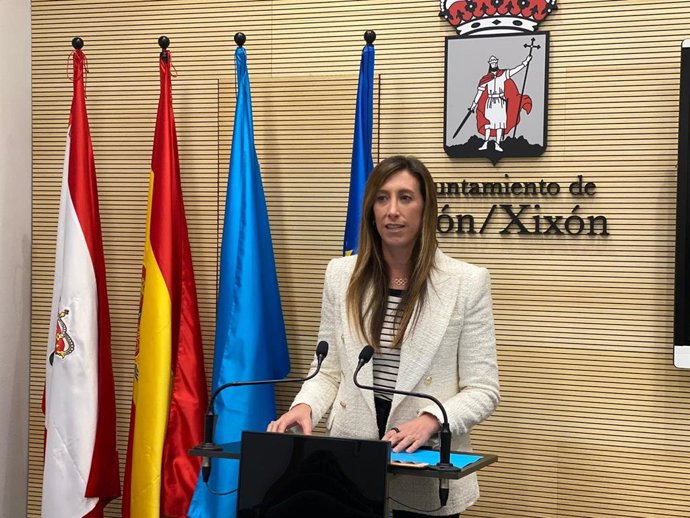Archivo - Ángela Pumariega, portavoz del PP  en el Ayuntamiento de Gijón