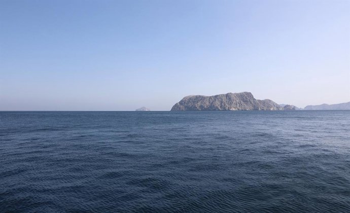 BEIJING, April 17, 2026  -- This file photo taken on Feb. 19, 2025 shows the Strait of Hormuz. Iranian Foreign Minister Seyed Abbas Araghchi said Friday in a post on social media platform X that the passage for all commercial vessels through the Strait of