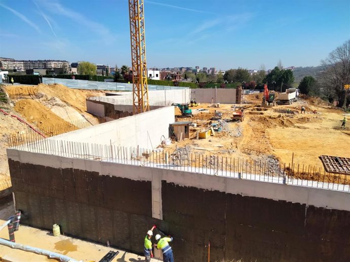 Obra CEE Montecerrao.