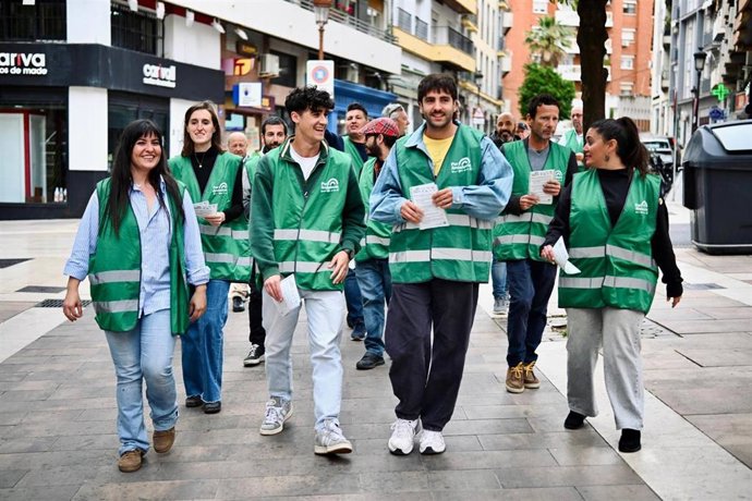 Participantes de la campaña 'De tú a tú' de Por Andalucía.