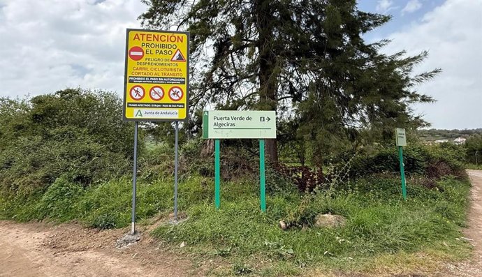 Cerrado el camino forestal entre Hoyo de Don Pedro y El Bujeo por deslizamientos de tierra tras las borrascas.