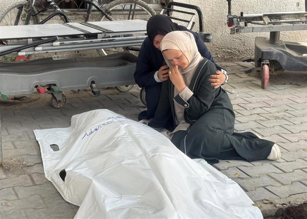 Cuerpo de un palestino fallecido en el Hospital Al Shifa de Gaza (archivo)