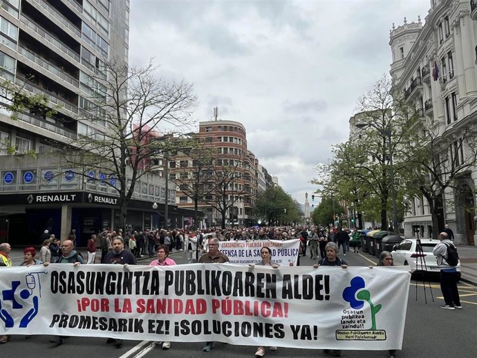 Manifestación en Bilbao de OPA Herri Plataformak