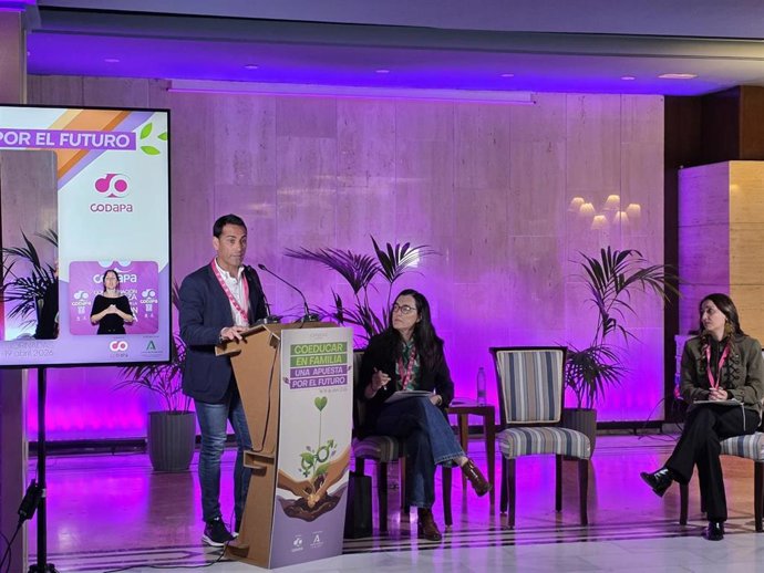 El delegado territorial de Desarrollo Educativo, Formación Profesional, Universidad, Investigación e Innovación, Francisco José Solano.