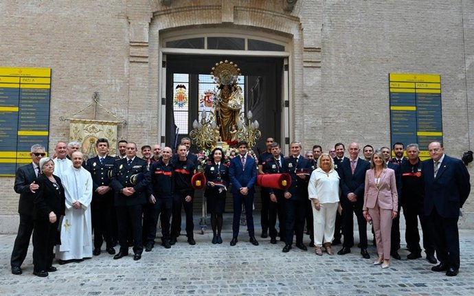 La Cofradía de la Virgen de Tabacaleros y Bomberos de València celebra los actos en conmemoración del 86 aniversario de la imagen