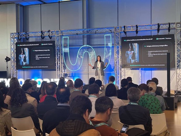 Ponencia de Lía Benegas en The Wave Zaragoza