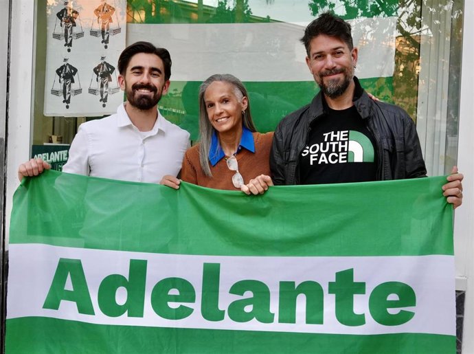Presentación de los candidatos de Adelante Andalucía por la provincia de Málaga en las elecciones del 17 de mayo.