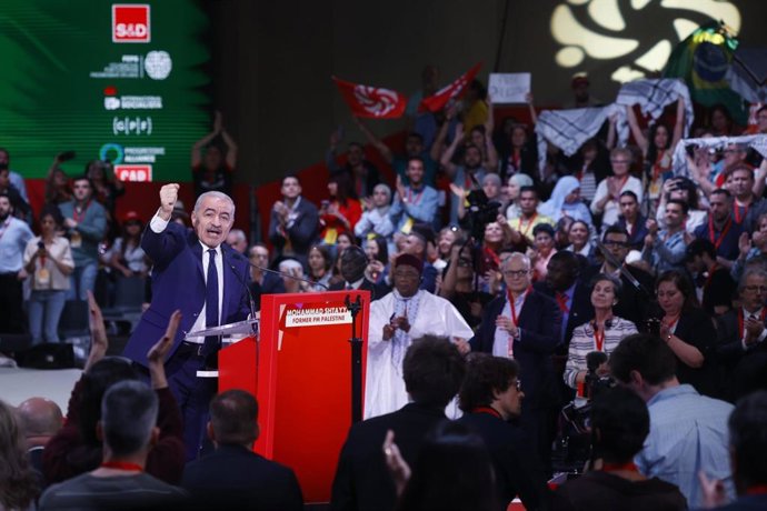 El exprimer ministro de Palestina entre 2019 y 2024, Mohammad Shtayyeh, en su intervención en la segunda jornada del Global Progressive Mobilisation (GPM) en Fira de Barcelona Gran Via, en L'Hospitalet de Llobregat (Barcelona).
