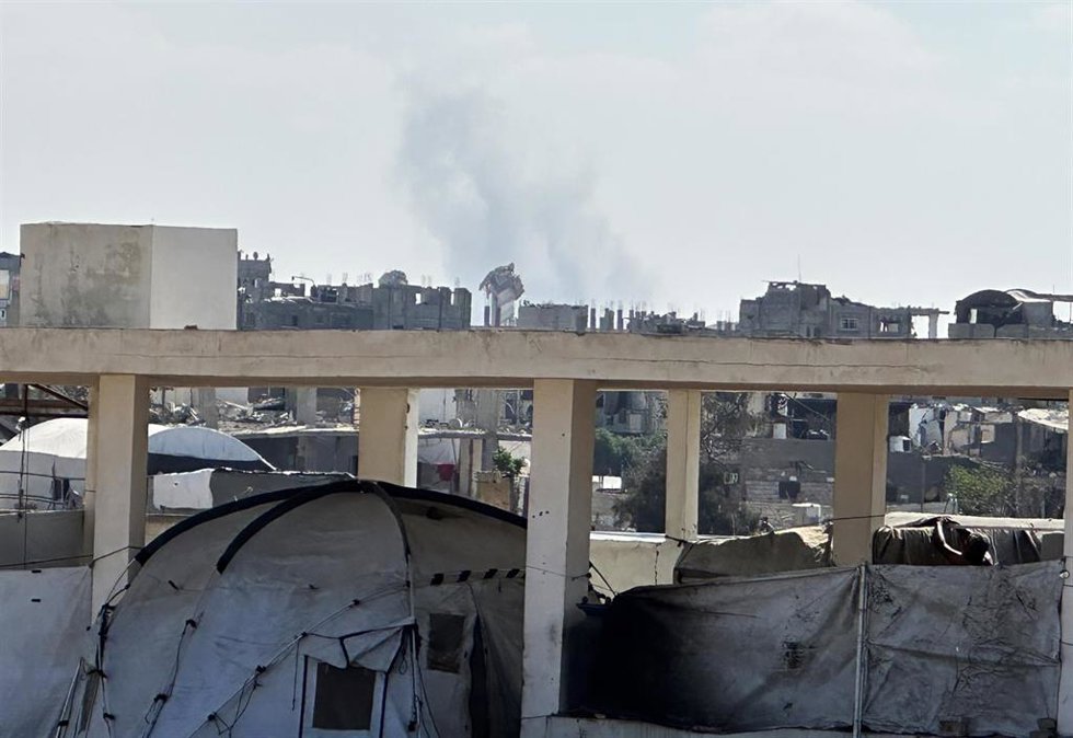 Archivo - Ataque israelí en la ciudad de Rafá, en el sur de la Franja de Gaza (archivo)
