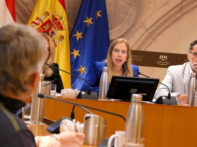 La Junta de Portavoces ha aprobado el orden del día con la presidenta del Parlamento, Marta Fernández Cornago