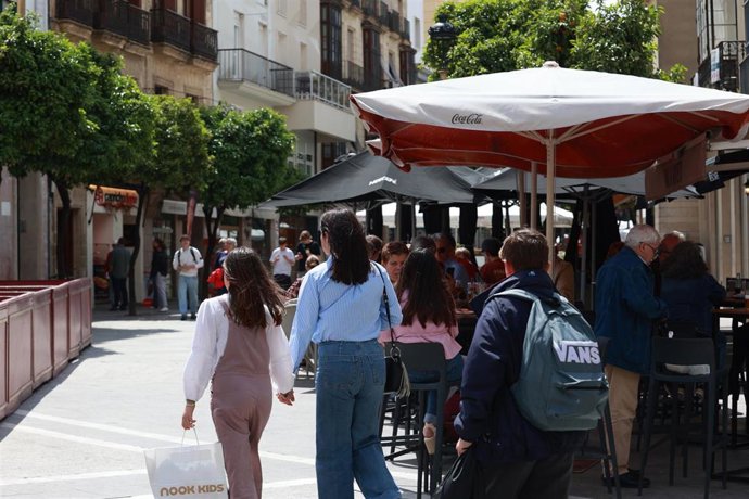 Terrazas de bares en el centro de Jerez.