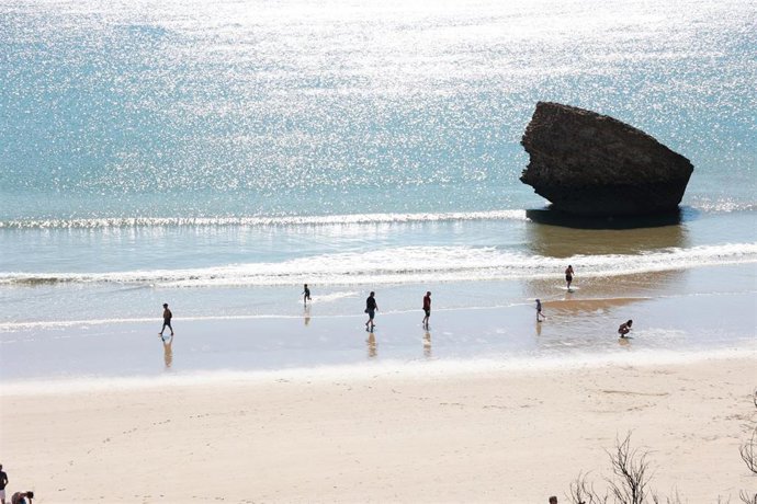 Vista de la playa de la Torre de la Higuera en Matalascañas. A 26 de marzo de 2026, en Matalascañas, Almonte, Huelva (Andalucía, España). 