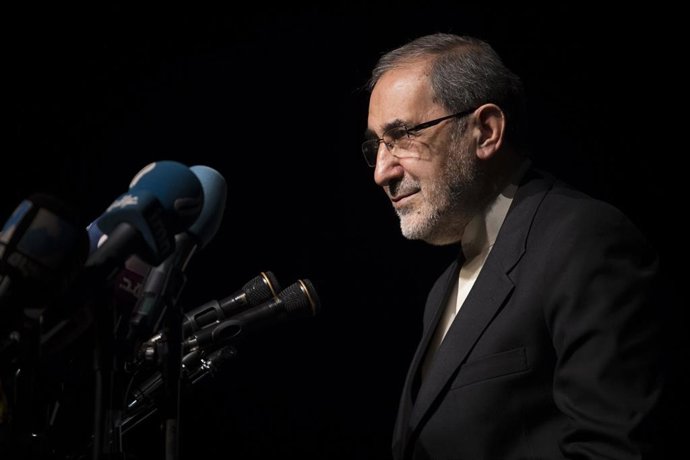 Archivo - Alí Akbar Velayatí, principal asesor en política exterior del ayatolá Mojtaba Jamenei 