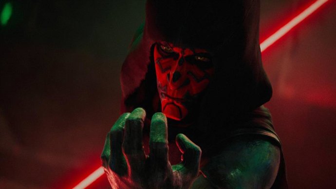Star Wars revela al fin por qué Darth Maul tiene un sable láser de doble hoja