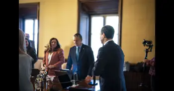 El Gobierno andaluz se reúne este lunes y dictará normas para facilitar la participación de personal de la Junta el 17M