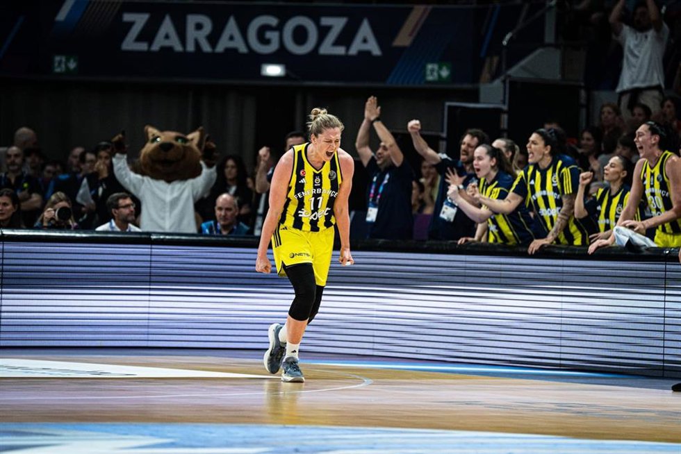 El Fenerbahçe de Miguel Méndez conquista la Euroliga femenina