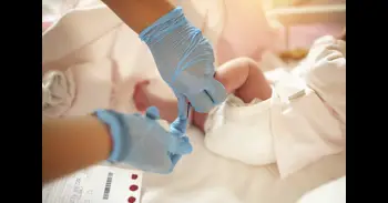 Sanidad amplía la 'prueba del talón', el cribado de cáncer de colon y el acceso al FIV en fallo ovárico prematuro