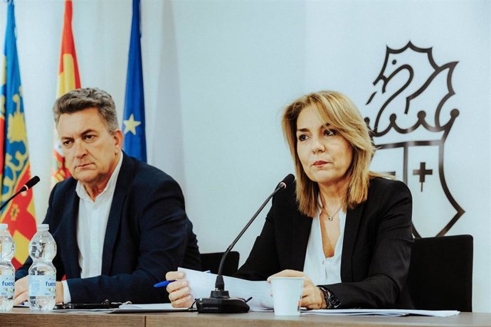 Archivo - El vicepresidente tercero y conseller de Medio Ambiente, Infraestructuras y Territorio, Vicente Martínez Mus, y la vicepresidenta primera del Consell, Susana Camarero, durante una rueda de prensa