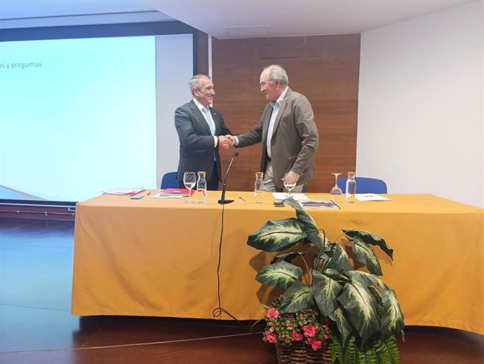 Reunión del consejero Chivite con la Comunidad de Regantes.