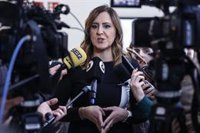 Catalá tilda de "chapuza" la regularización y denuncia que hay ayuntamientos que derivan migrantes a València