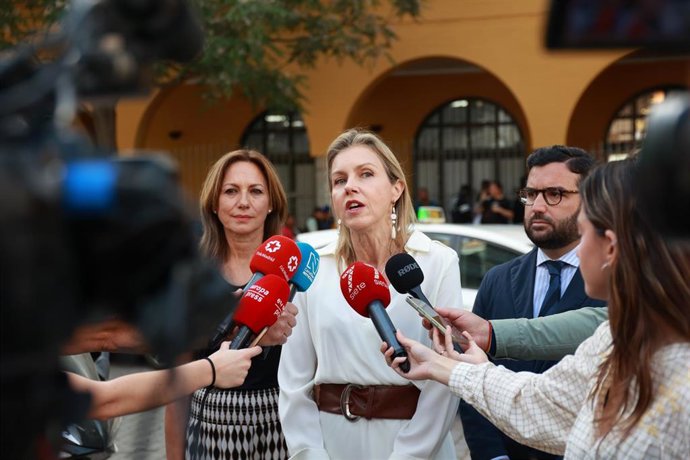 La candidata número dos de Vox por Sevilla al Parlamento y portavoz del grupo municipal en el ayuntamiento de la capital,  Cristina Peláez, este lunes