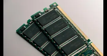 La escasez de memoria RAM se alargará durante los próximos años: solo se cubrirá el 60% de la demanda a finales de 2027