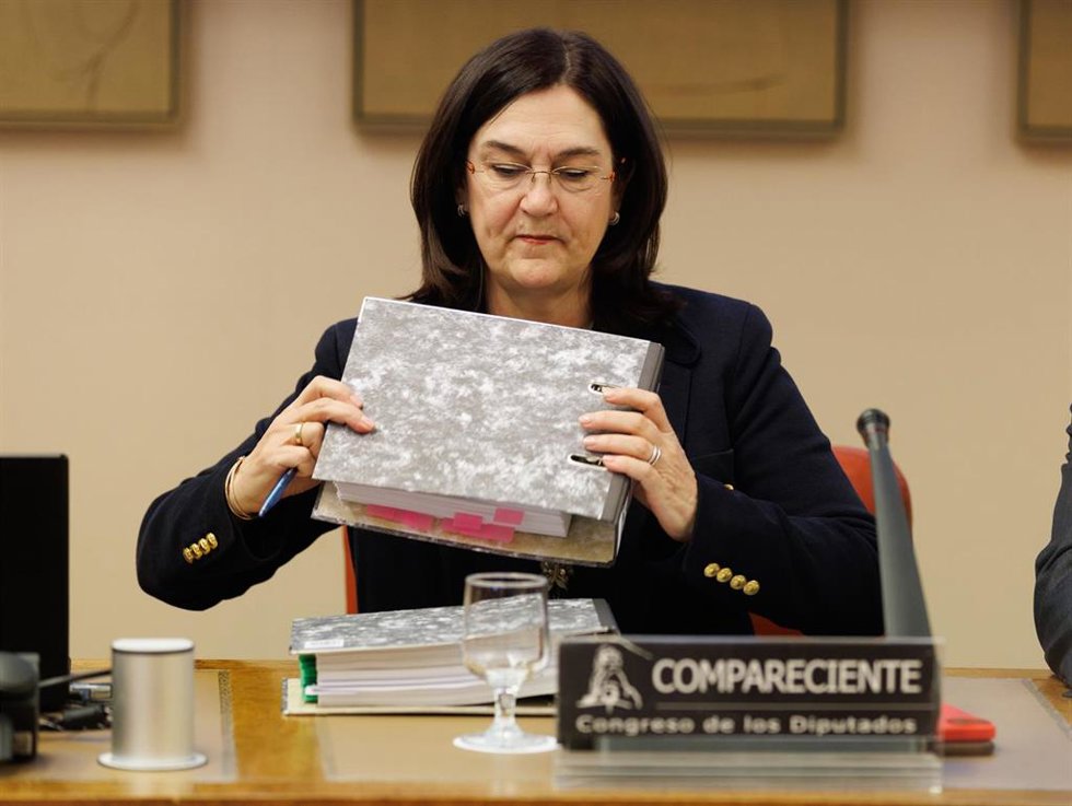 Archivo - La presidenta de la Comisión Nacional de los Mercados y la Competencia, Cani Fernández Vicién, durante una Comisión de Asuntos Económicos y Transformación Digital, en el Congreso de los Diputados, a 23 de marzo de 2023, en Madrid (España). Dura