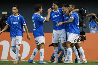 Futbol, Audax Italiano vs Universidad Catolica. Fecha 9, Liga de Primera 2026. El jugador de Universidad Catolica Matias Palavecino, segundo desde la derecha, celebra con sus companeros tras marcar un gol contra Audax Italiano durante el partido de la