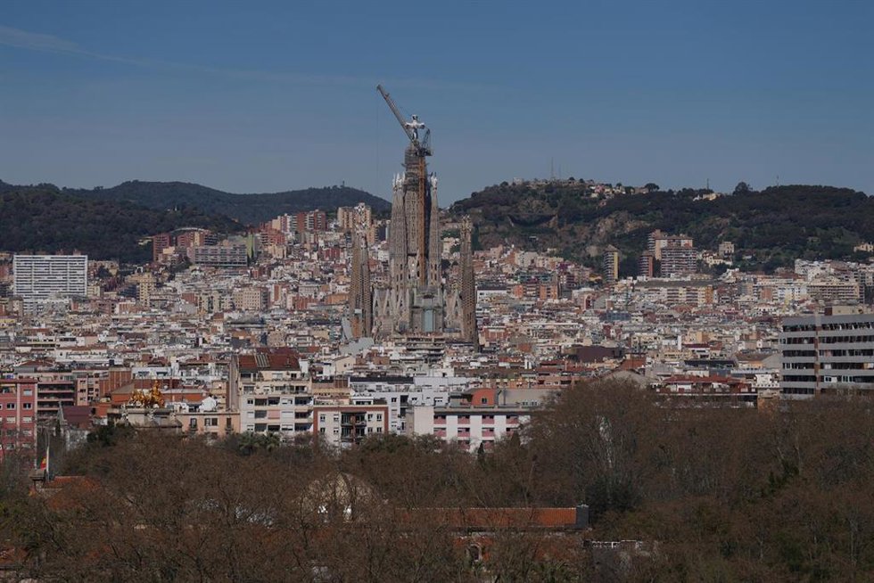 Archivo - Vista de la Basílica de la Sagrada Familia de Barcelona