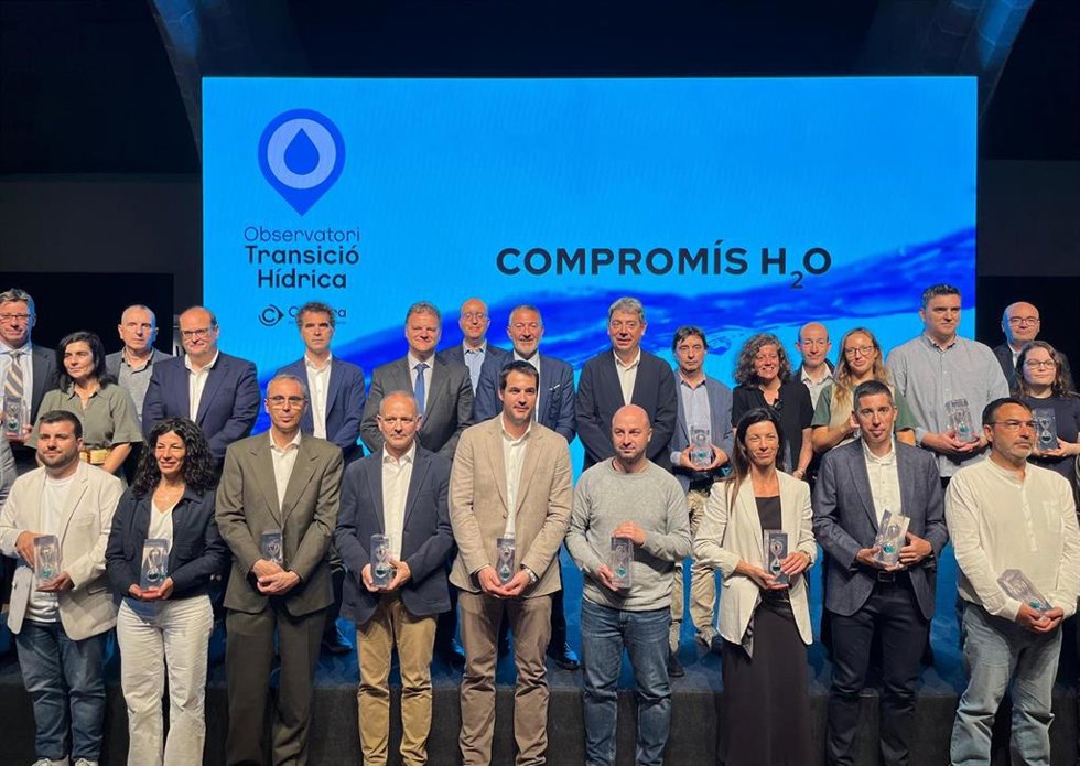 El conseller de Empresa y Trabajo, Miquel Sàmper, junto a representantes de la Cámara de Barcelona y de las empresas reconocidas por el Observatorio de la Transición Hídrica