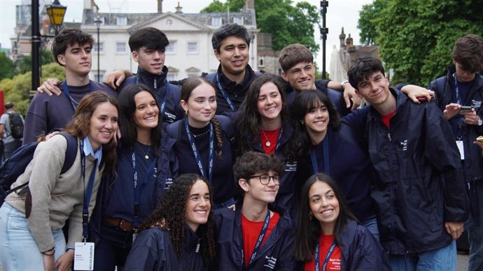 Alumnos de la XX Edición de Becas Europa Santander Universidad Francisco de Vitoria en el viaje por Europa