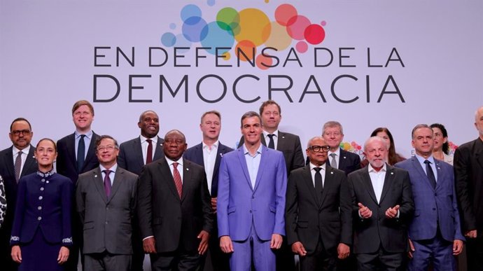 IV Reunión Internacional “En Defensa de la Democracia"