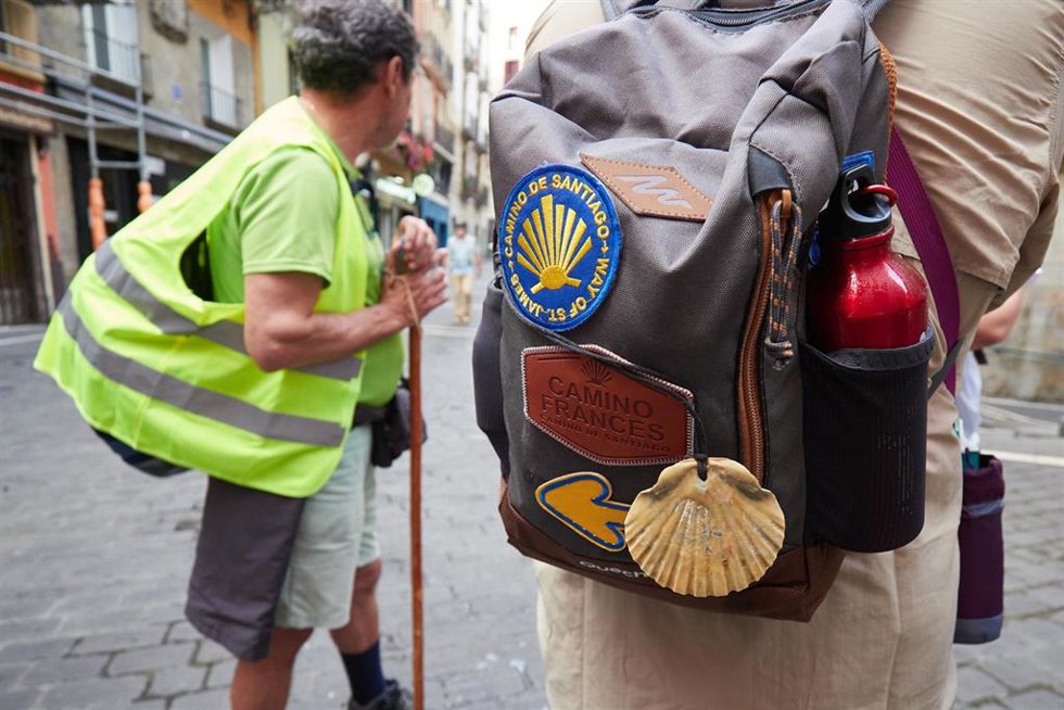 Archivo - Peregrinos en Camino de Santiago Accesible