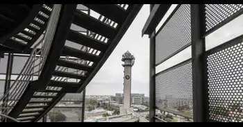 PP i Vox rebutgen en Les Corts una iniciativa de Compromís per a garantir el valencià com a llengua vehicular d'À Punt