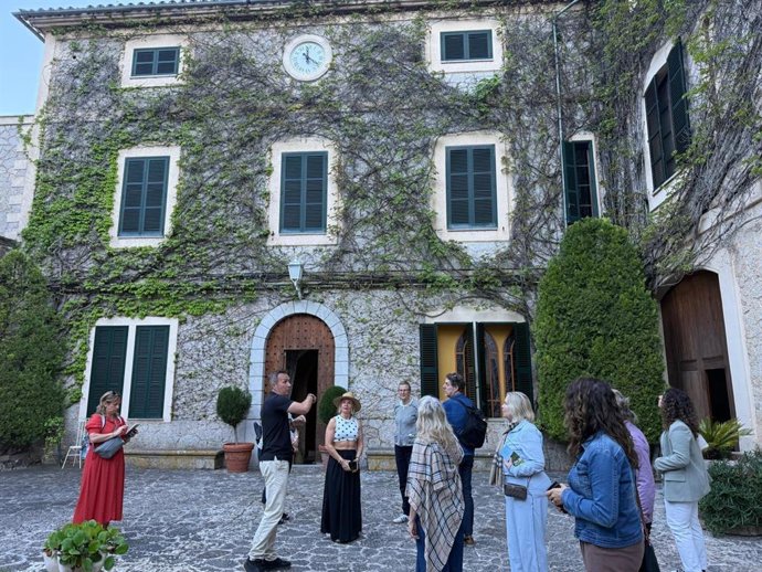 Visita de agentes de viajes canadienses a la Isla de Mallorca.