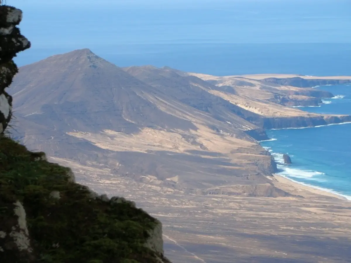 Vistas de Cofete desde el Pico de la Zarza (Fuerteventura)