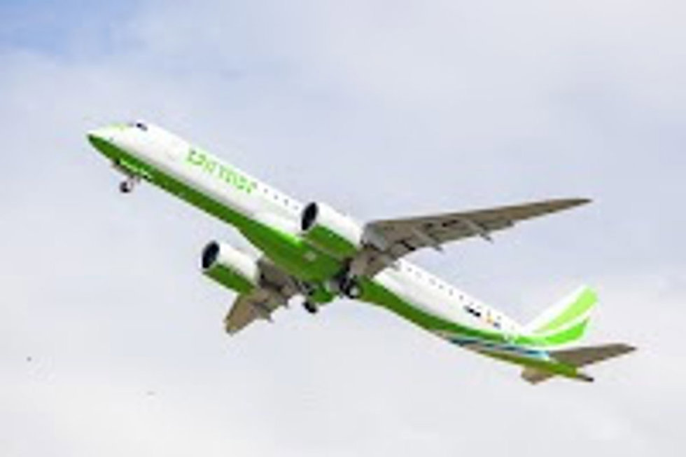Archivo - Avión de la compañía Binter