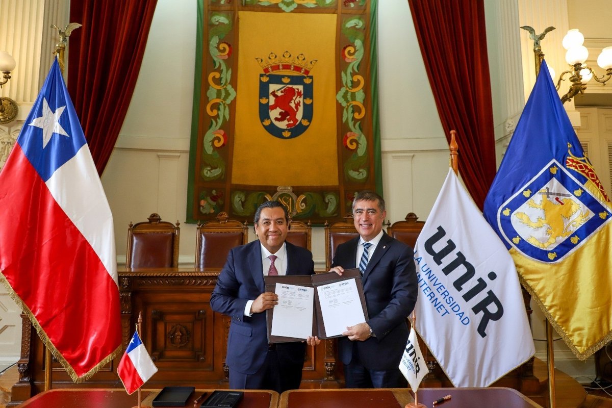 UNIR y Alcaldía de Santiago de Chile firman convenio estratégico para impulsar la educación online de máxima calidad