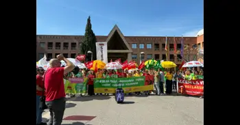 Sindicats d'Educació demanen "una proposta ferma" sobre salaris per a evitar una vaga indefinida: "Ja n'hi ha prou'