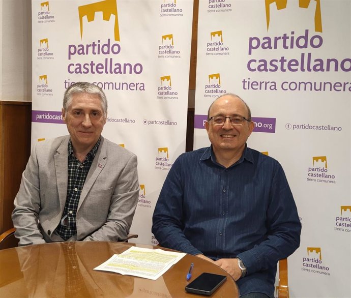 Domingo Hernández y Luis Marcos, del PCAS-TC.