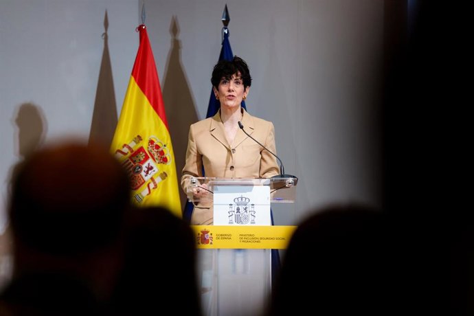 La ministra de Inclusión, Seguridad Social y Migraciones, Elma Saiz, participan en la presentación de INTegraSS, a 9 de abril de 2026, en Madrid (España). 