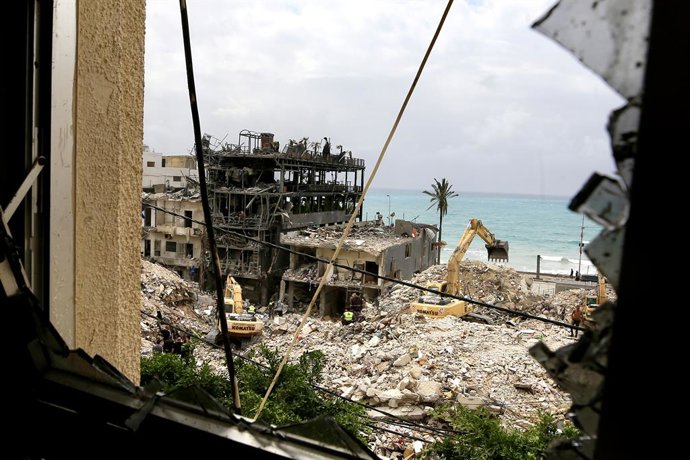 TYRE, April 20, 2026  -- Rescuers search for victims of Israeli airstrikes prior to the ceasefire, in Tyre, south Lebanon, April 19, 2026.   A 10-day ceasefire between Israel and Lebanon took effect at midnight between Thursday and Friday local time (2100