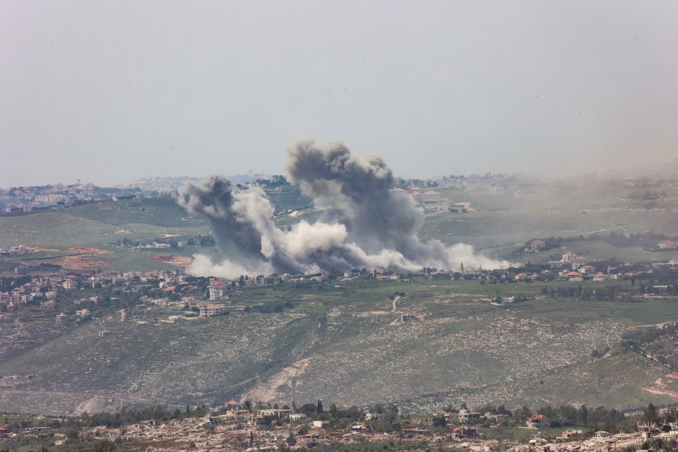 26 April 2026, Lebanon, ---: Smoke rises following an Israeli airstrike in a southern Lebanese village near the Israeli border. Photo: Gil Cohen Magen/dpa